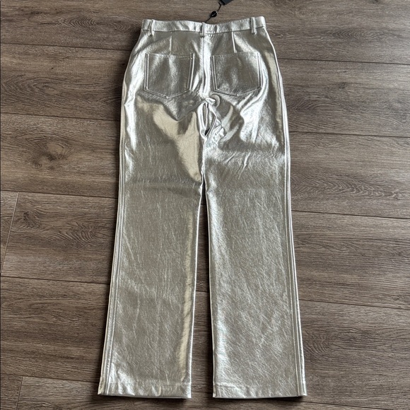 Gianni Bini Metallic Silver Pants - Picture 3 of 5